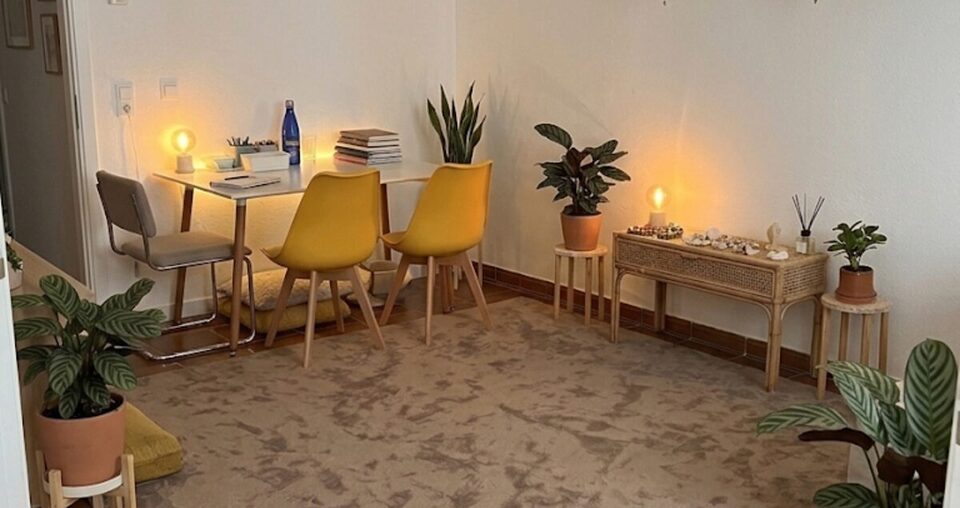 Sala de terapia del Centro de Psicología Rocío Cruz